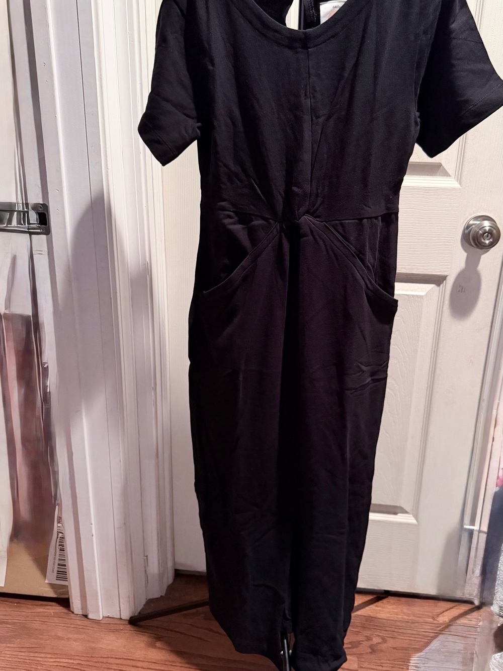 Anthropologie Black Women's Short-Sleeve Midi Dress